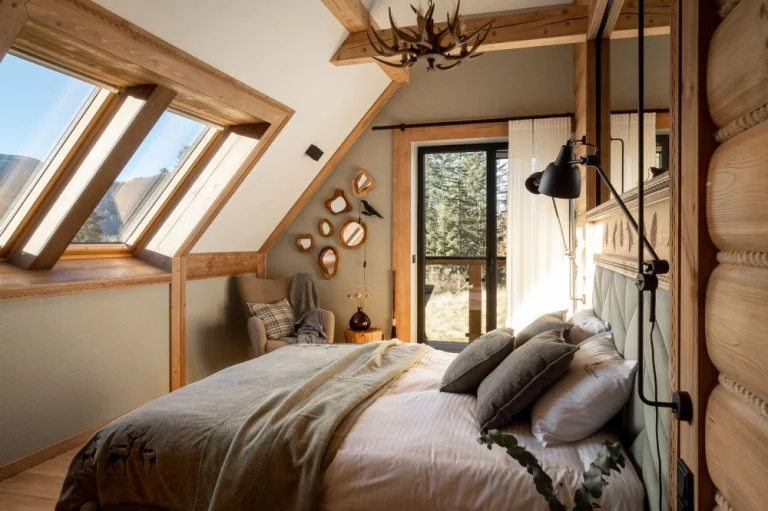 Pokój dwuosobowy widokowy z balkonem - Leśny Czar NR 2