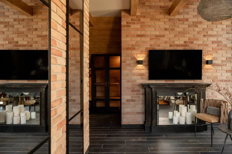 Pokój trzyosobowy z antresolą - Nastrojowy loft NR 4